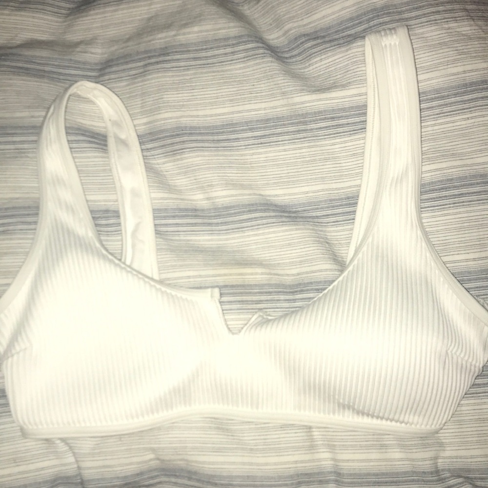 white ribbed hollister bikini top